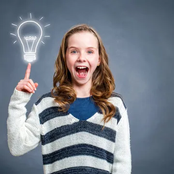 绿茵场边的微笑